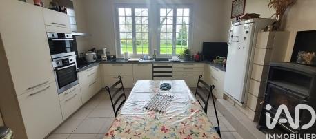 Maison à vendre 7 pièces 243 m² Guiscard