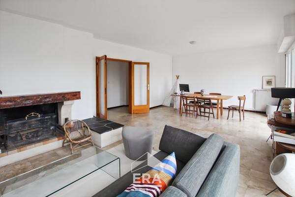 Hypercentre beaux volumes et extérieurs