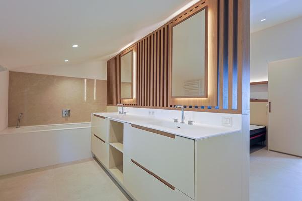 Villa d'Exception, 600 m2 en surfaces annexes.