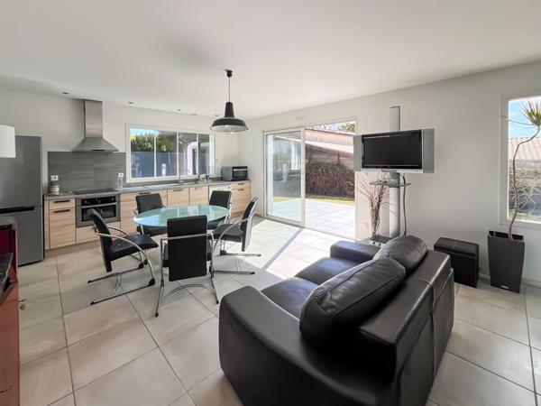 Maison Sainte Soulle 3 pièce(s) 59 m2 sur parcelle de 200 M2, Ste soulle 17220