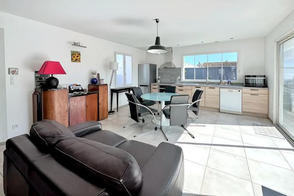 Maison Sainte Soulle 3 pièce(s) 59 m2 sur parcelle de 200 M2, Ste soulle 17220