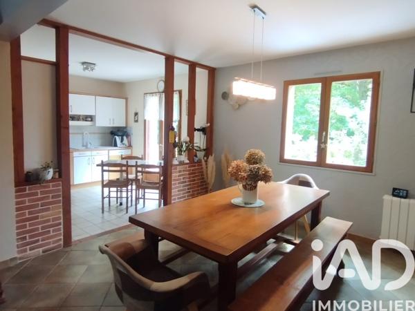 Maison à vendre 8 pièces 145 m² Courcelles-la-Forêt