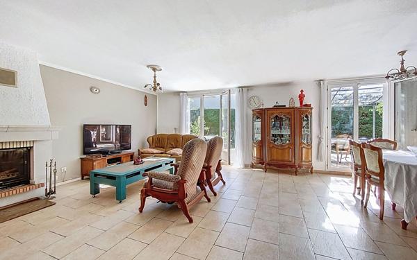 Maison à vendre    4 pièces • 111 m2 Guyancourt