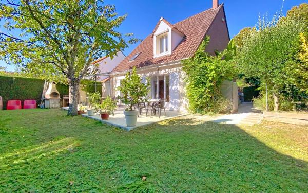 Maison à vendre    4 pièces • 111 m2 Guyancourt