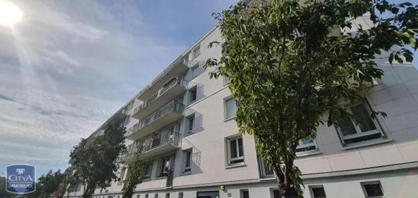 Appartement à louer 4 pièces 66.75m²