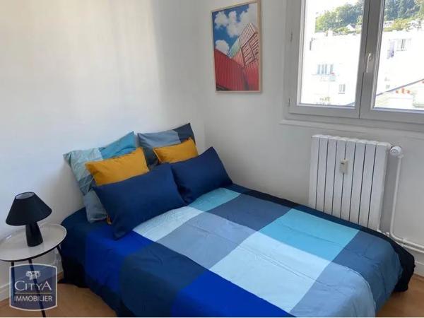 Appartement à louer 4 pièces 66.75m²