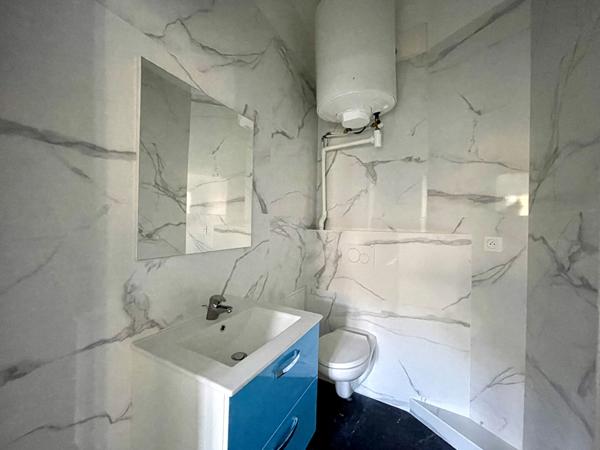 Appartement Chatenay Malabry 1 pièce(s) 18.56 m2 ; Terrasse 9.24 m2