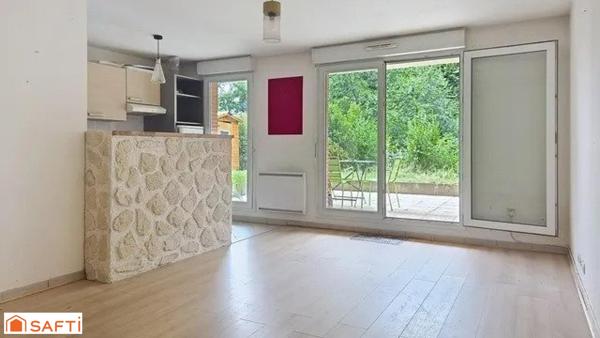 Vous cherchez un appartement au calme? Il est là.