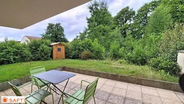 Vous cherchez un appartement au calme? Il est là.