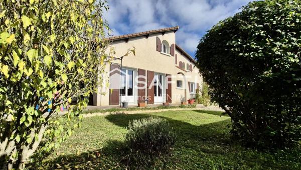 Maison familiale avec 4 chambre et un grand jardin