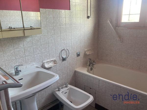 A vendre Pavillon Sur Sous-Sol à Herisson (03)