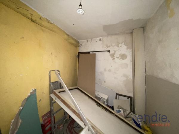 LORGUES IMMEUBLE A RENOVER