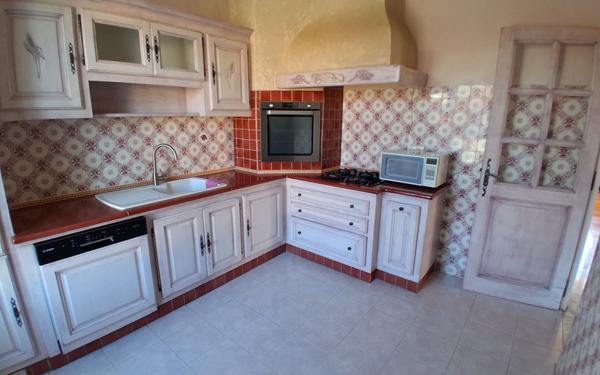 Maison à vendre    4 pièces •  Marseille 9