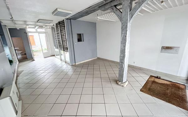 Immeuble à vendre    2 pièces •  Bracieux