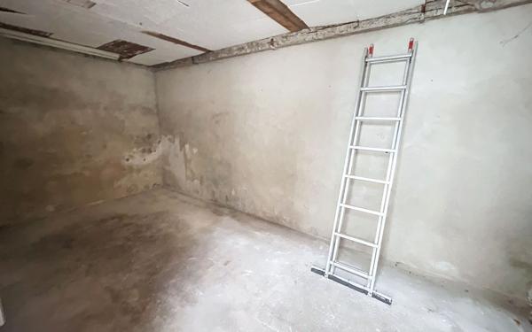 Immeuble à vendre    2 pièces •  Bracieux