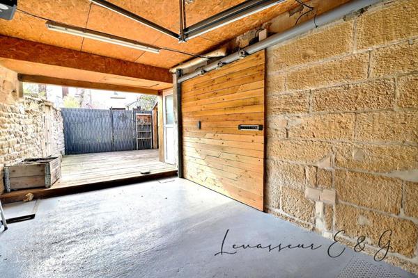 Maison de charme en pierre - Centre-ville de Montataire - 2 chambres et un bureau  garage