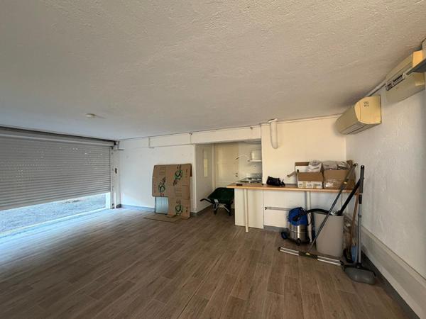 Local de stockage - Villeneuve-Loubet 32 m2