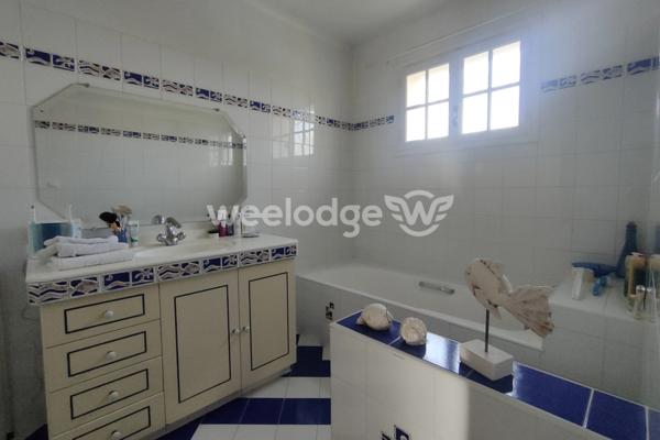 Maison à vendre 5 pièces de 140 m² à Carpentras