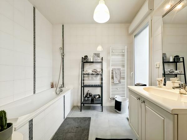 Appartement Cormontreuil 3 pièces 71 m2 Avec Jardin et Garage