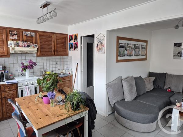 Immeuble à vendre  121 m2 LA CHAPELLE D ARMENTIERES - 59