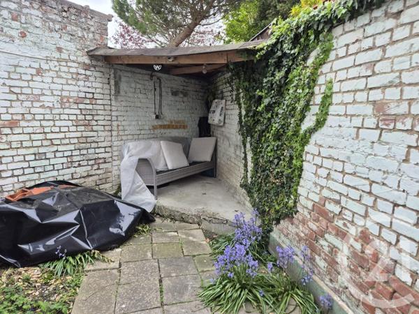 Immeuble à vendre  121 m2 LA CHAPELLE D ARMENTIERES - 59
