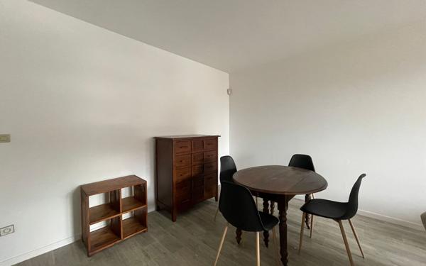 Appartement à louer    3 pièces •  Toulouse
