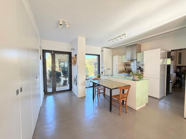 MAISON 150m2, 4 chambres, bureau, piscine, jardin!