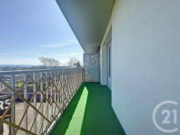 Appartement F5 à vendre  5 pièces - 83,60 m2 SOCHAUX - 25