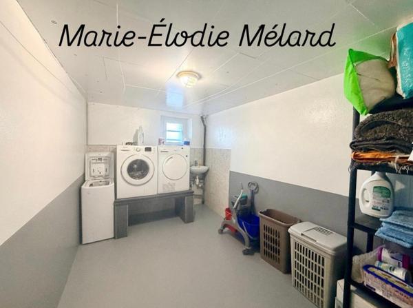 Maison plain-pied surélevé sur 12 ares -vue champs- grands garages de 93m²