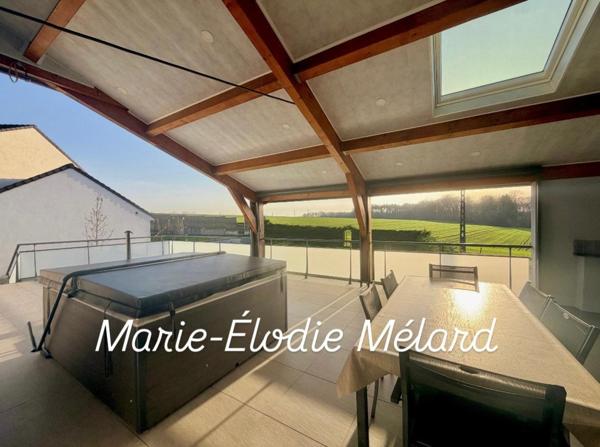 Maison plain-pied surélevé sur 12 ares -vue champs- grands garages de 93m²