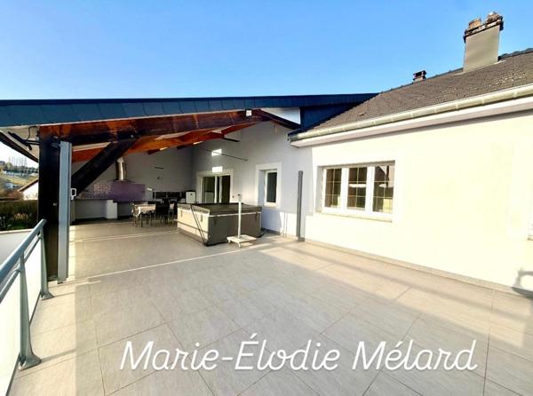 Maison plain-pied surélevé sur 12 ares -vue champs- grands garages de 93m²