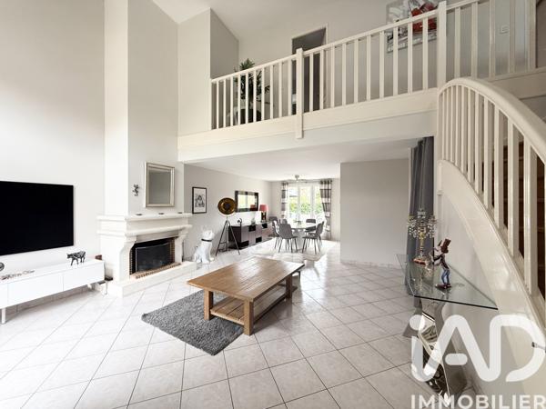 Maison à vendre 6 pièces 154 m² Rubelles