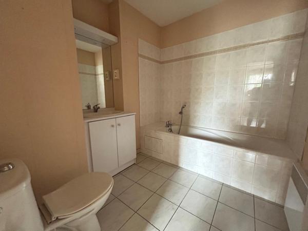 Toulouse  Proche Balma . Superbe T4/5 avec terrasse de 30m² et véranda !