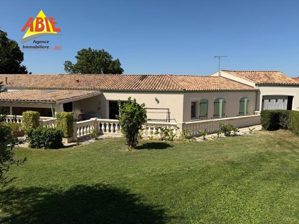 Maison  5 pièce(s)  3 chambre(s)  108 m²