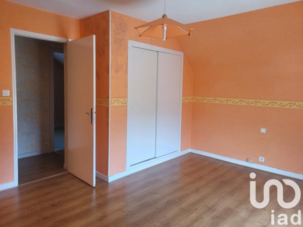 House for sale 4 rooms 87 m² Gueugnon