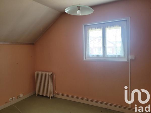 House for sale 4 rooms 87 m² Gueugnon