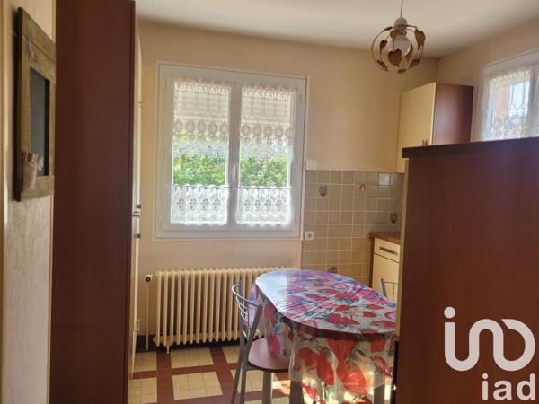 House for sale 4 rooms 87 m² Gueugnon
