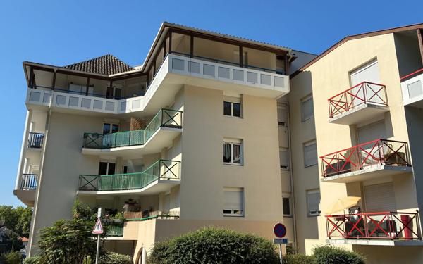 Appartement à louer    1 pièce •  Billère