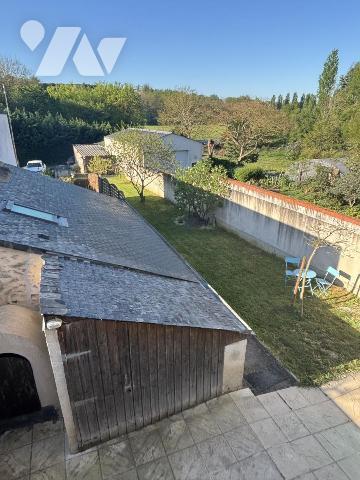 Maison d'habitation + son petit gîte