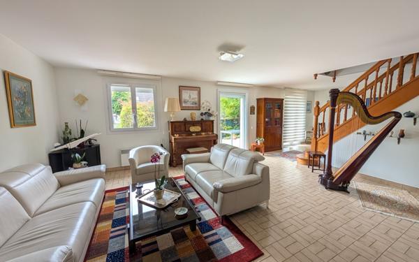 Maison à vendre    6 pièces •  Boissy-Saint-Léger