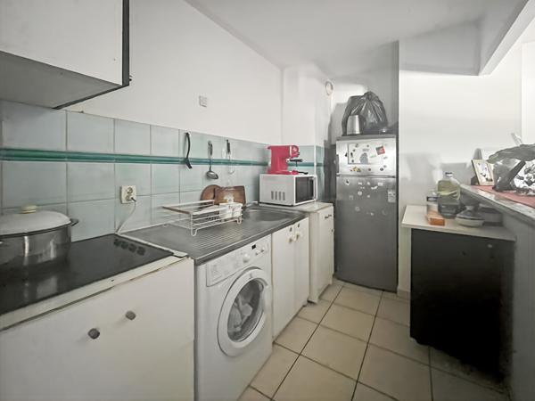 À VENDRE ? Appartement 2 pièces vendu loué ? Cergy-le-Haut