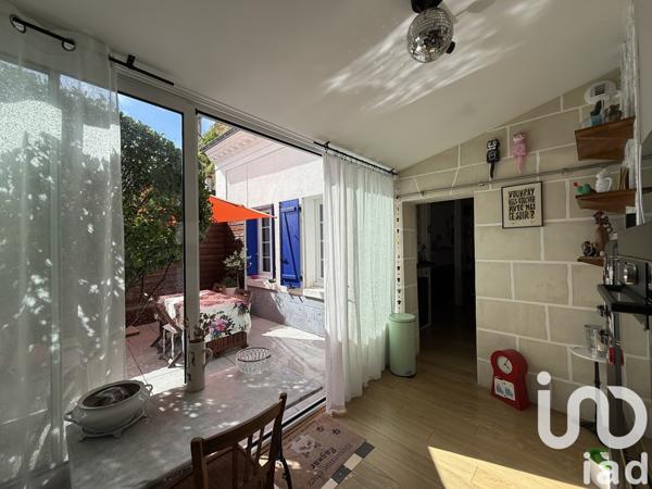 House for sale 4 rooms 80 m² Rochecorbon