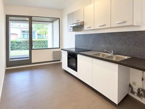 À louer – Appartement 2 chambres avec extérieur – La Madeleine Centre