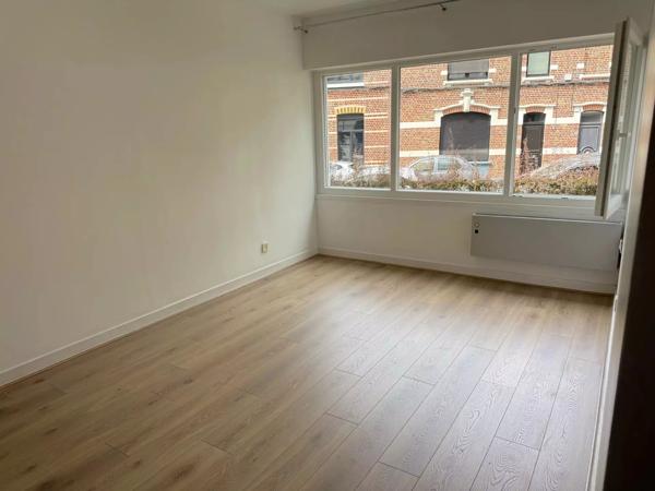 À louer – Appartement 2 chambres avec extérieur – La Madeleine Centre