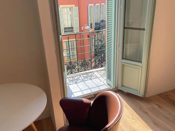 Belle époque, balcon avec aperçu mer