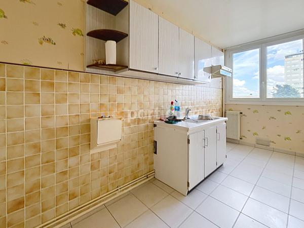 Vente
                Appartement62,11 m² - 3 Pièces -
                    MONTARGIS (45200)