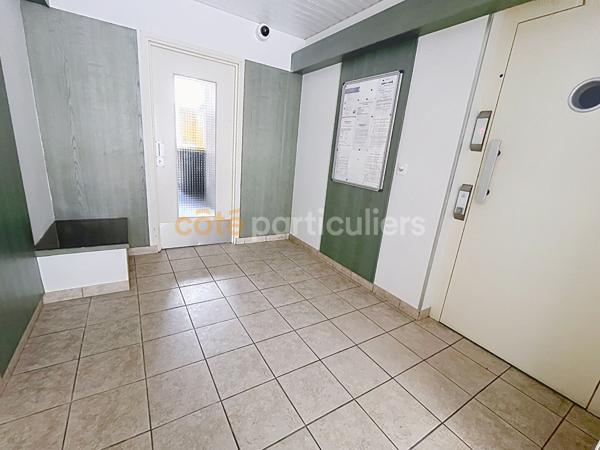 Vente
                Appartement62,11 m² - 3 Pièces -
                    MONTARGIS (45200)