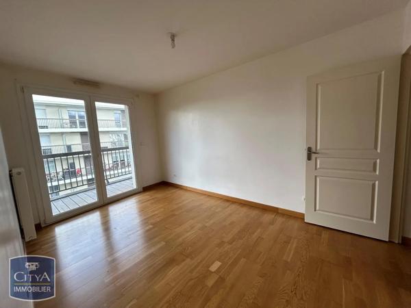 Appartement à louer 3 pièces 74.1m² Caen (14000)