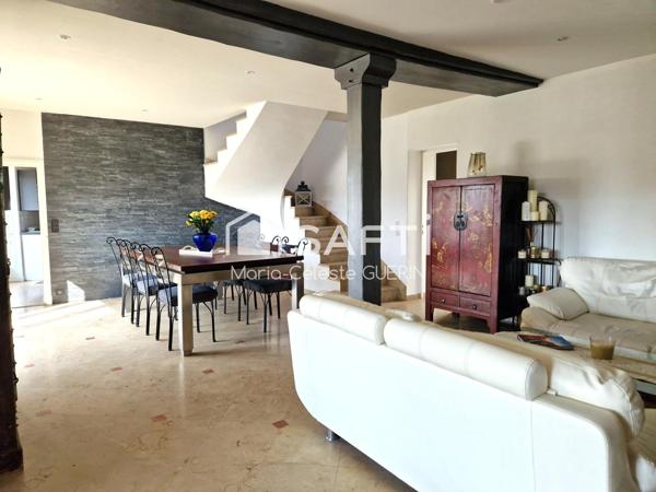 186 m² en tout pour cette propriété à fort potentiel d'évolution !