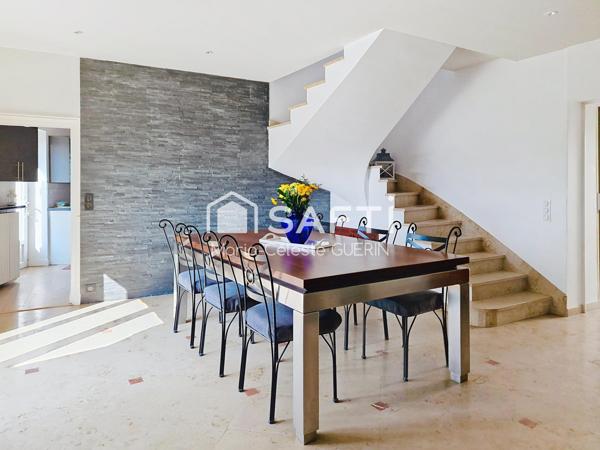 186 m² en tout pour cette propriété à fort potentiel d'évolution !